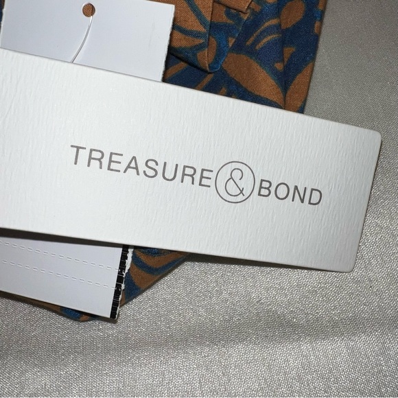 NWT TREASURE & BOND Kids' Hawaiian Short Sleeve Button Up Brown/Tan Size L 10-12 - Picture 7 of 8